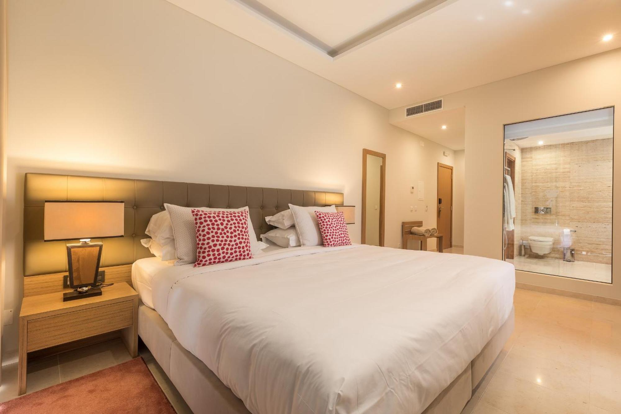 Caneiros Luxury House & Suites فيريغودو الغرفة الصورة