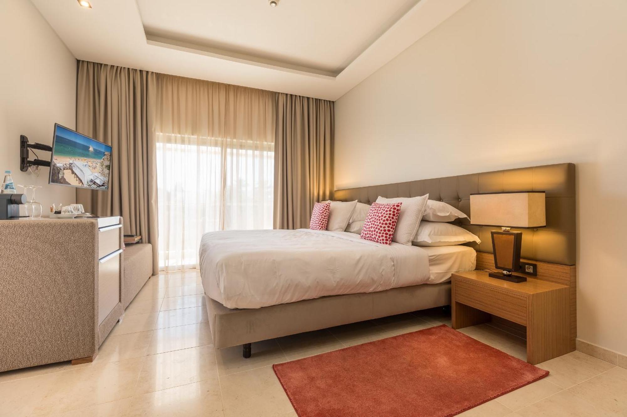 Caneiros Luxury House & Suites فيريغودو الغرفة الصورة
